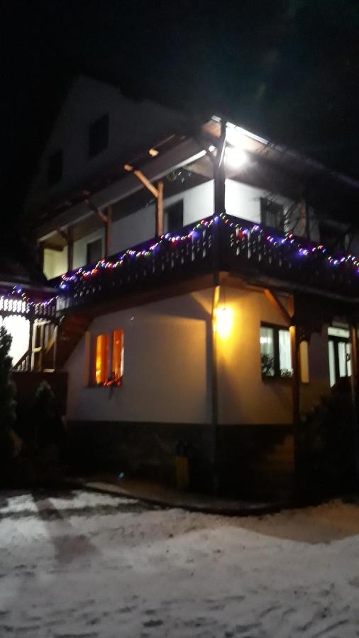 Bed and Breakfast Molnar Vendeghaz Praid Exterior foto